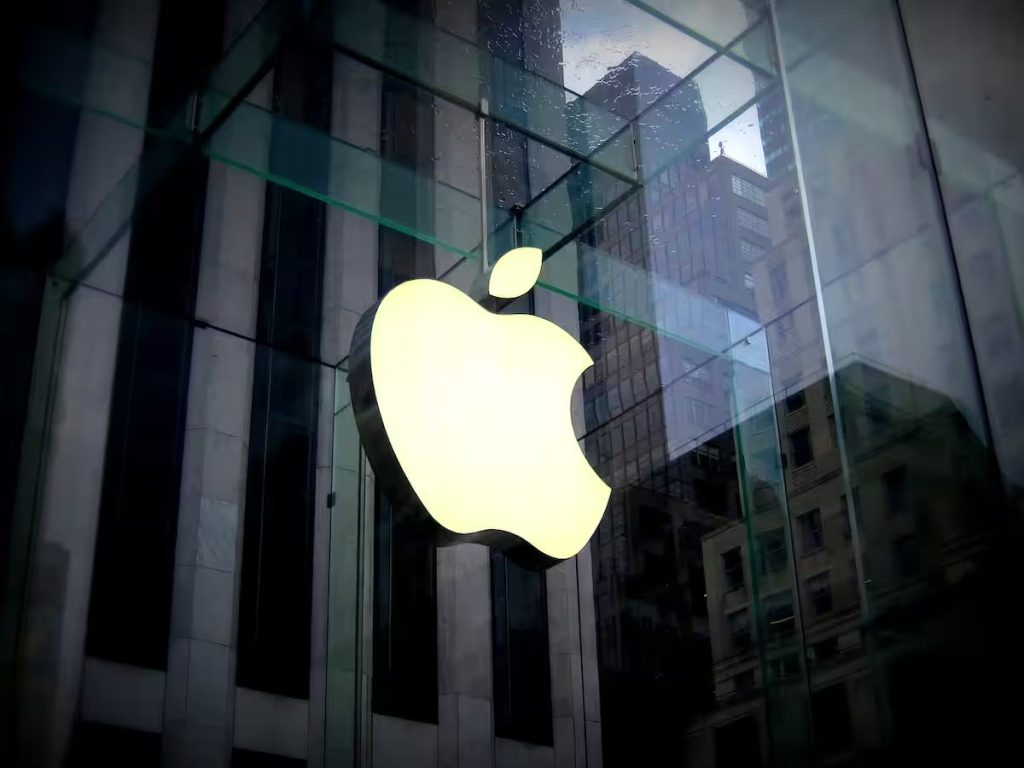 Apple has formally withdrawn from the negotiations to join OpenAI future funding round, the company plans to collect about $6.5 billion.