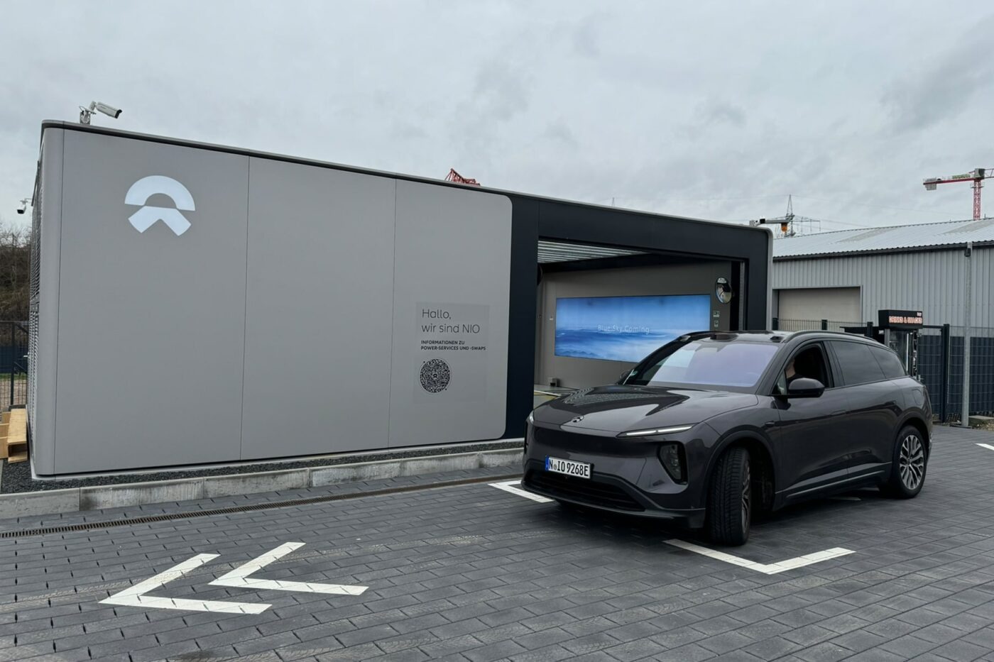 Nio has announced that it will collaborate with Monolith to improve and validate high-voltage battery packs for the company's batteries.